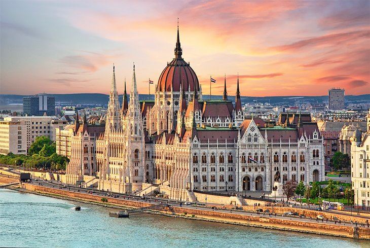 Tour du lịch Đông Âu: Hungary – Áo - Séc 10 ngày / 9 đêm