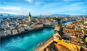Hồ Zurich Thụy Sĩ: Tấm gương khổng lồ phản chiếu dãy Alps hùng vĩ