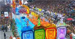 Tham gia Lễ hội Rio Carnival đầy màu sắc lớn nhất Brazil