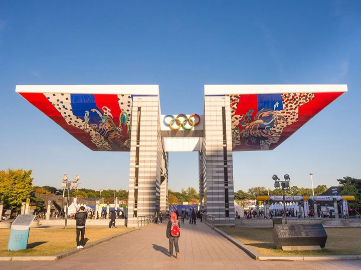 Công viên Olympic Seoul xinh đẹp khi Hàn Quốc bắt đầu sang thu