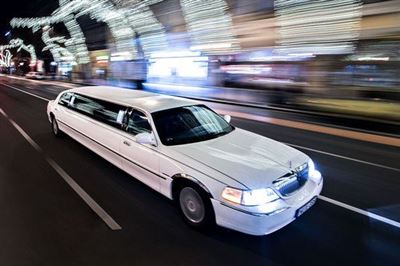 CPA TRAVEL cung cấp xe VIP cho khách VIP, Doanh nhân, Thương gia